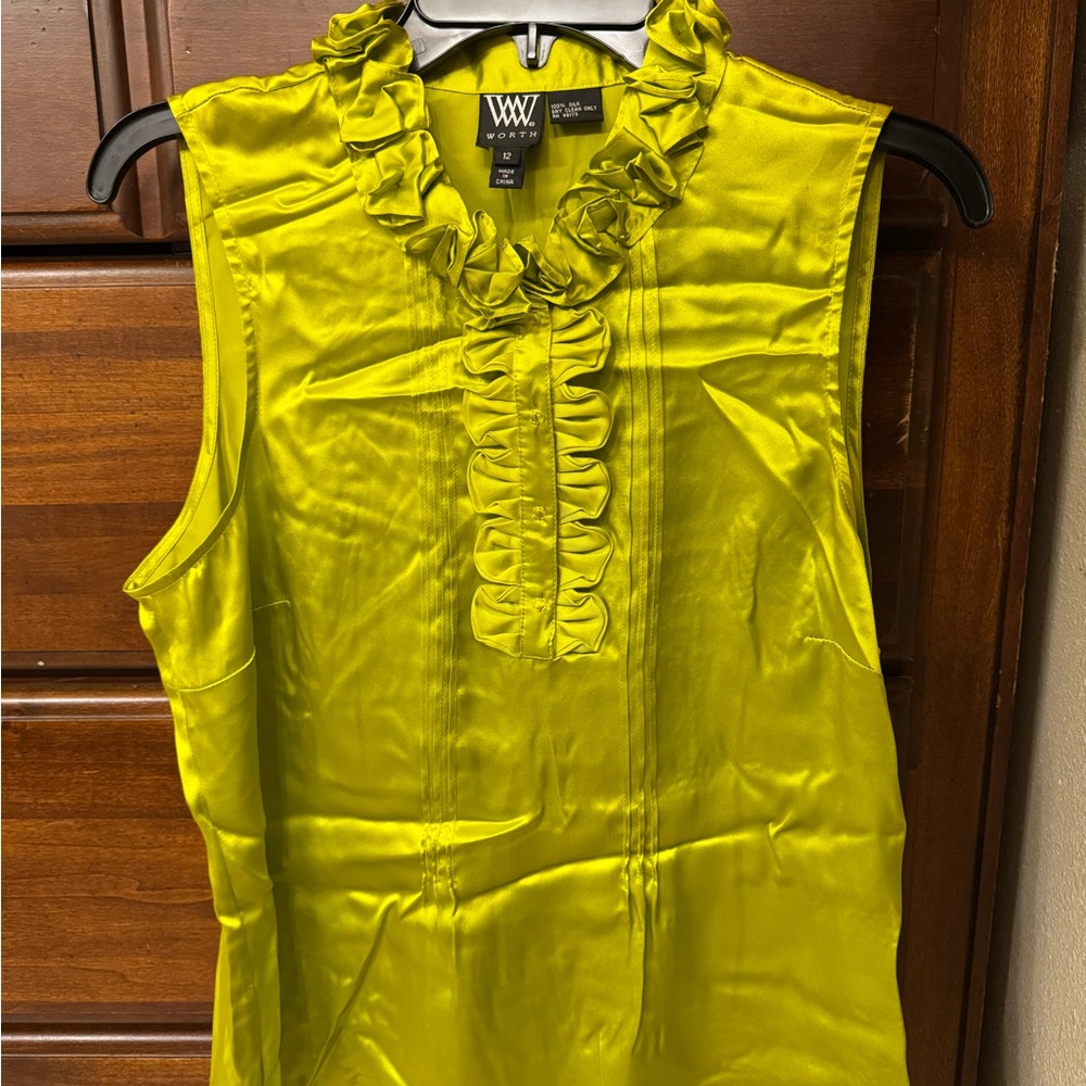Worth chartreuse silk sleeveless blouse size 12